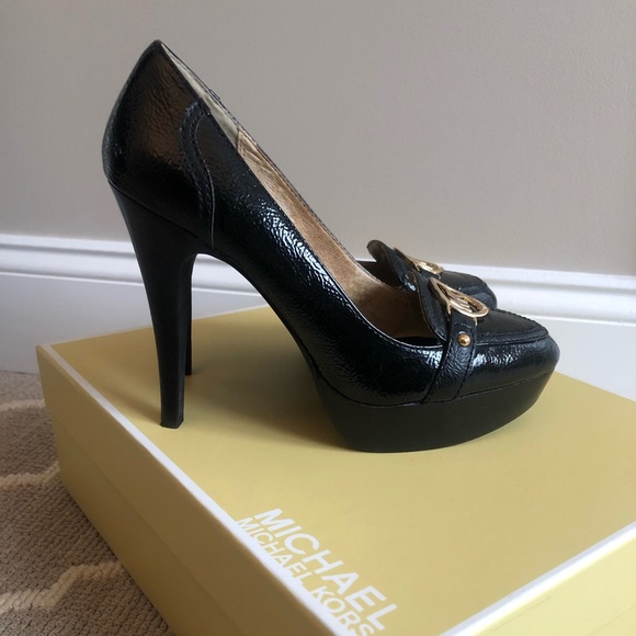 Michael Kors Fulton Black Patent Loafer Heels - Picture 3 of 7